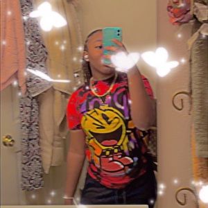 Meet your Posher, Fatima